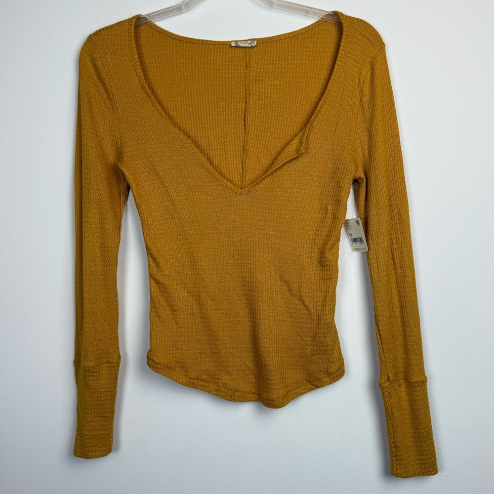 NWT Intimately Free People Women's Mustard Long Sleeve Top Size Medium.